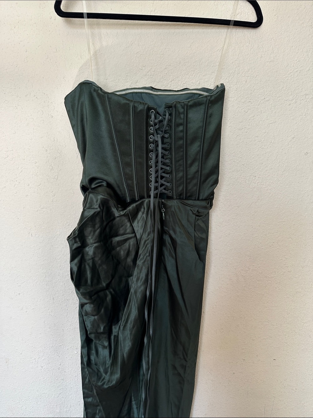 House of CB Carelle Strapless Corset Satin Dress | Lace-Up Back Size M NWOT - Picture 8 of 17